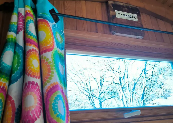 Belle Roulotte Avec Espace Bien-etre - Sisteron - Gap - Alpes Bayons