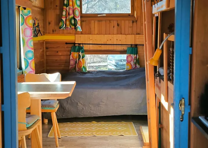 Belle Roulotte Avec Espace Bien-etre - Sisteron - Gap - Alpes Luxury tent Bayons